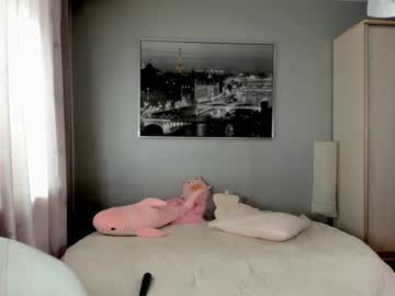 Come for the ass stay for the smile lush on squirt tits